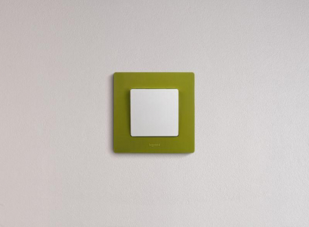 Legrand (группа IEK) 672201