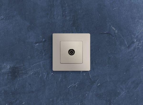 Legrand (группа IEK) 672363