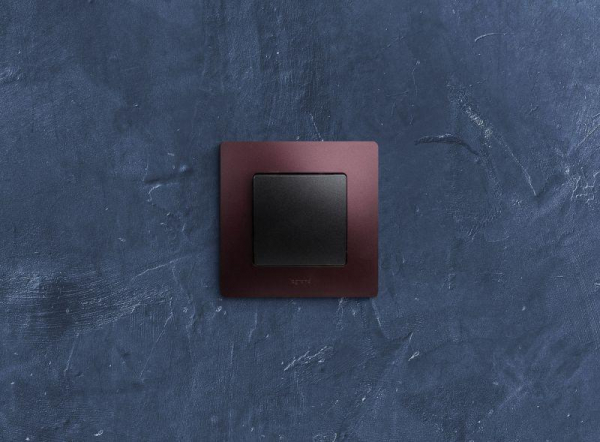 Legrand (группа IEK) 672601