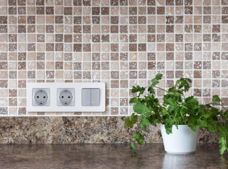 Legrand (группа IEK) 673722
