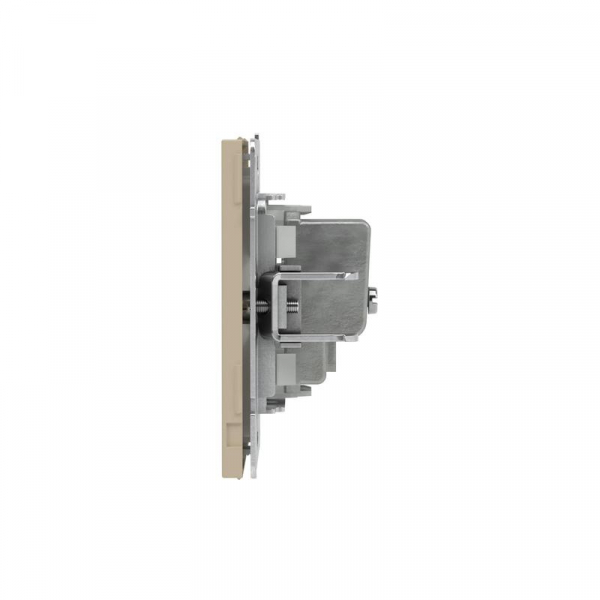 DKC 7015523